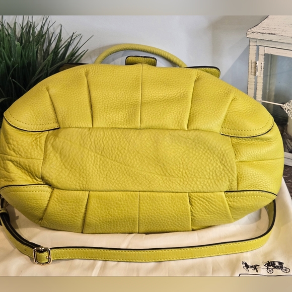 Coach Madison Pinnacle Pebbled Leather Lily Handbag - Picture 7 of 14